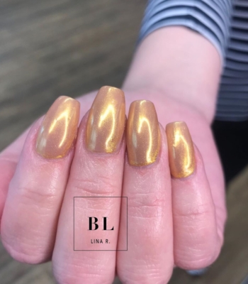 Junior-tason akryylihuolto/Lina R ???? #instanails #rakennekynnet #bluelagoonturku #bluelagoonbeauty @bluelagoonbeauty #BLLinaR