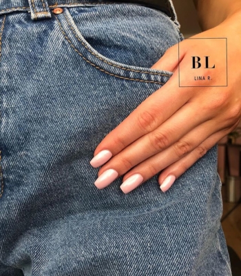 ???? mikä ihana kesäinen yhdistelmä! Junior-tason rakennekynnet Lina R. #rakennekynnetturku #instanails #bluelagoonbeauty #bluelagoonturku #BLLinaR @bluelagoonbeauty