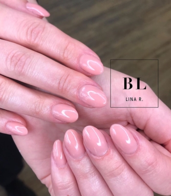 Uudet junior-tason akrygelit sävyssä Nude Knickers! Lina R. tekijänä ???????? #akrygel #rakennekynnetturku #instanails #bluelagoonbeauty #bluelagoonturku #BLLinaR