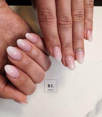 Babyboomer???? #blhannap #bluelagoonbeauty #nails #babyboomer
