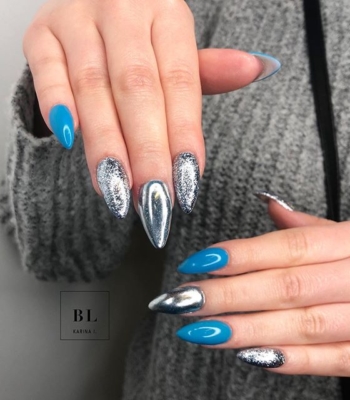 Karina I. (Pro) Iso Omena???? #blkarinai #bluelagoonbeauty #nails