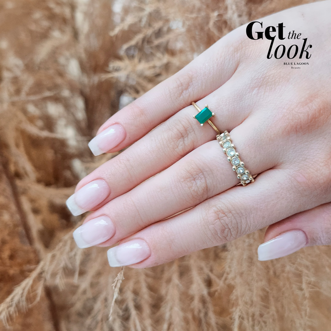 Get the look - Milky nails -rakennekynnet Aino Rossille