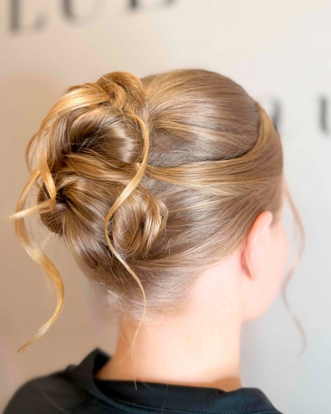 Hääkampaus Blue Lagoon Beauty