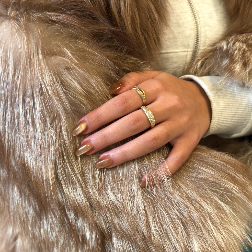 Here is an image of kevyt-vahvistus-yousra-chafak-bluerlagoonbeauty