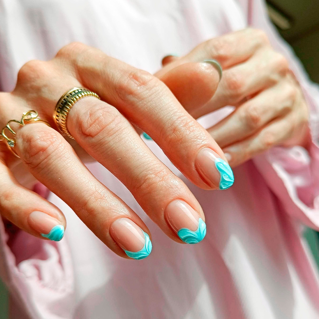 Here is an image of geelilakkaus-bluelagoonbeauty