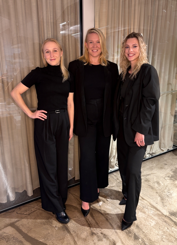 Tämän kuvan nimi on Laura-Sini-Evgenia-BLBeauty