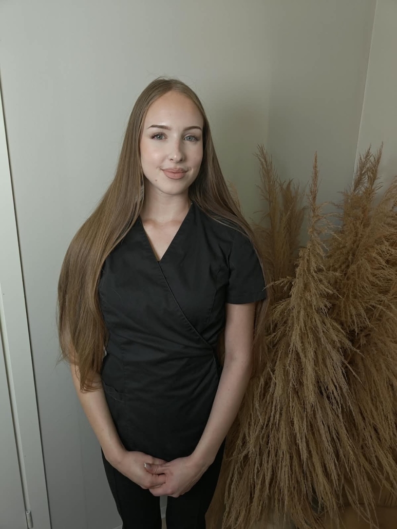 Milena R